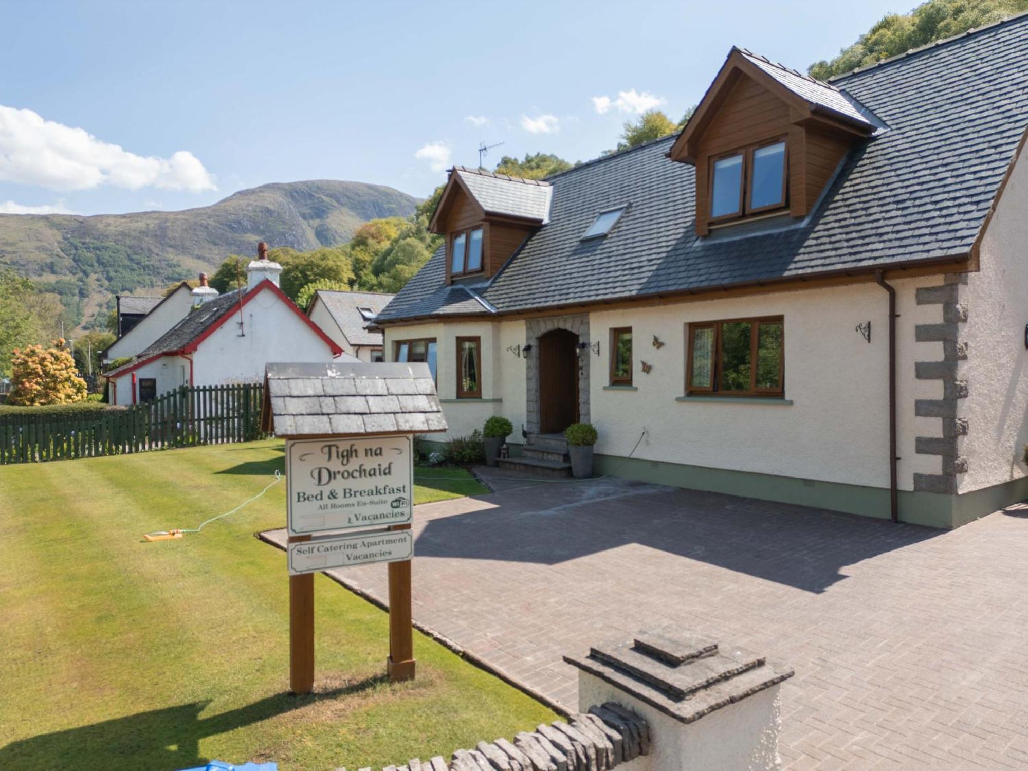 Tigh na Drochaid, Glen Nevis Fort William Exteriör bild